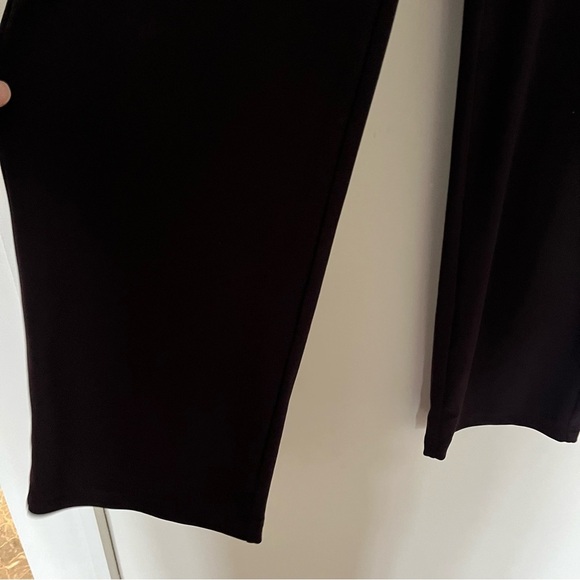 Simplii straight leg pull on pants in lovey eggplant colour - Picture 5 of 8